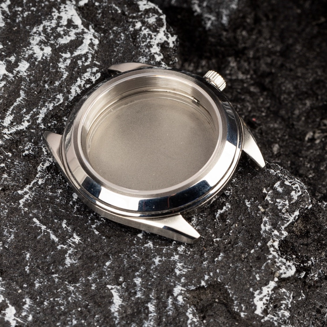 Case AQ-1 - The first case for Seiko quartz modding! (VH31 & More!)