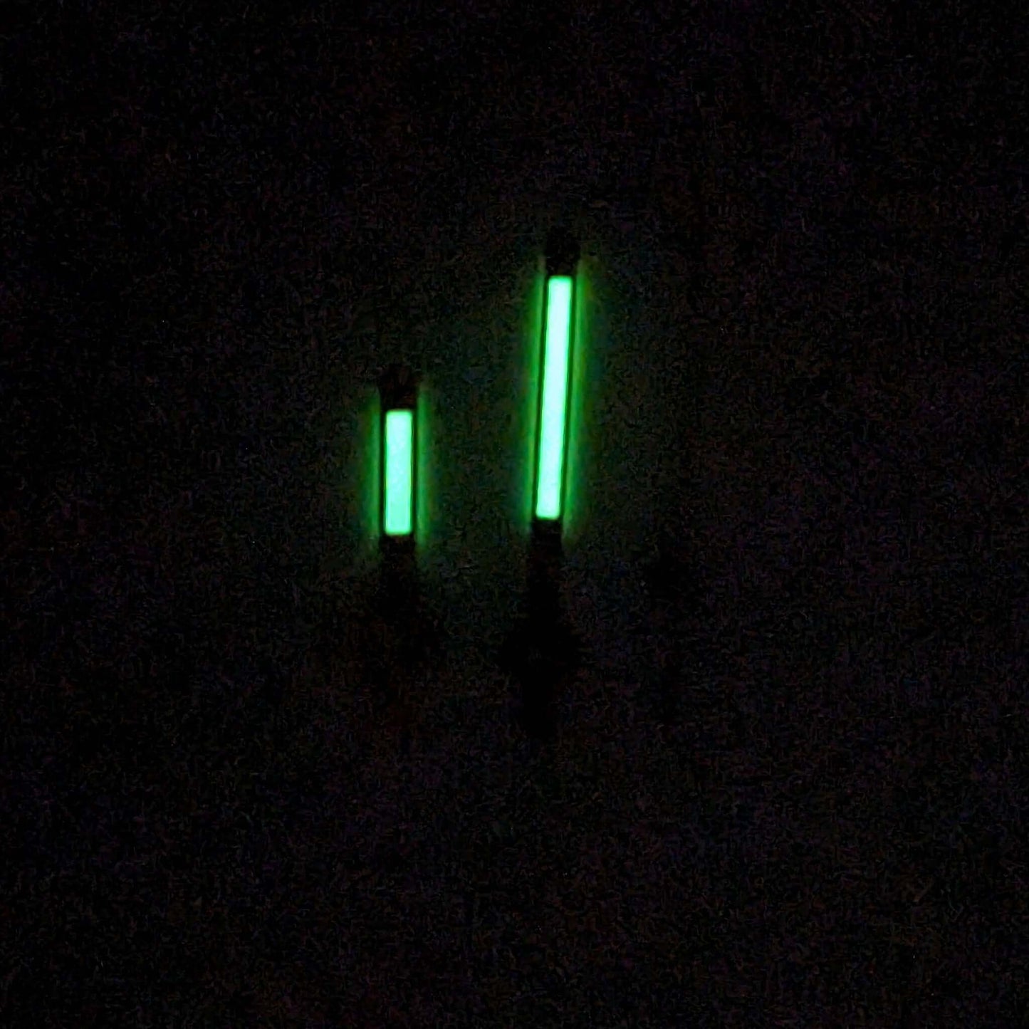 Quartz hands - Baton Gold (Swiss C1 Green Lume)